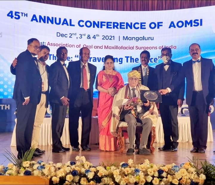 `Lifetime Achievement Award` conferred to Respected Dr. Rajiv Borle, Vice-chancellor, DMIMSDU